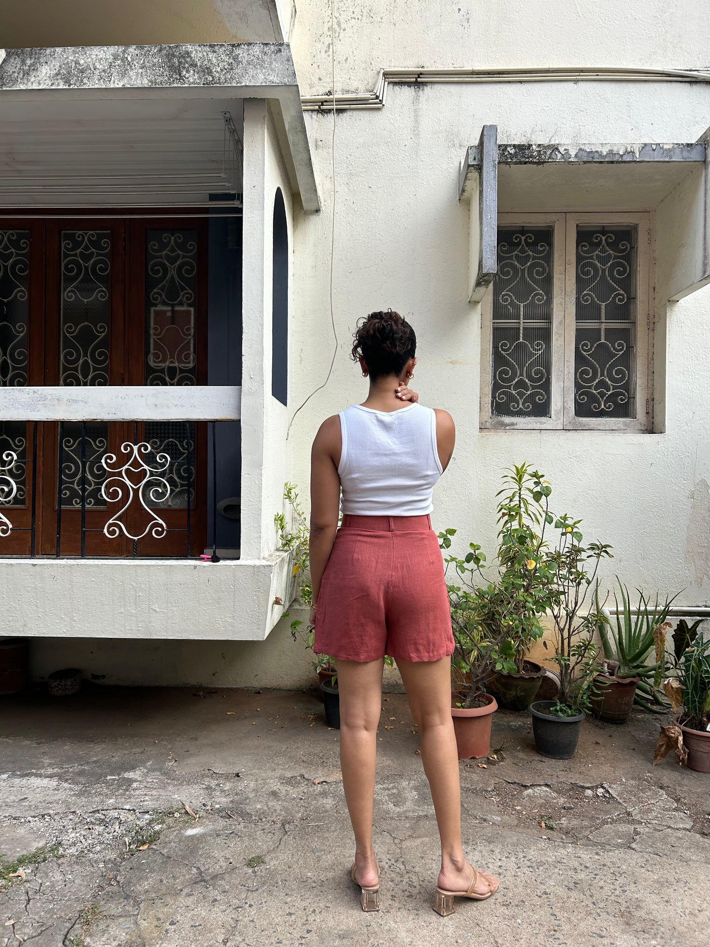 Adah - Shorts in Terracotta