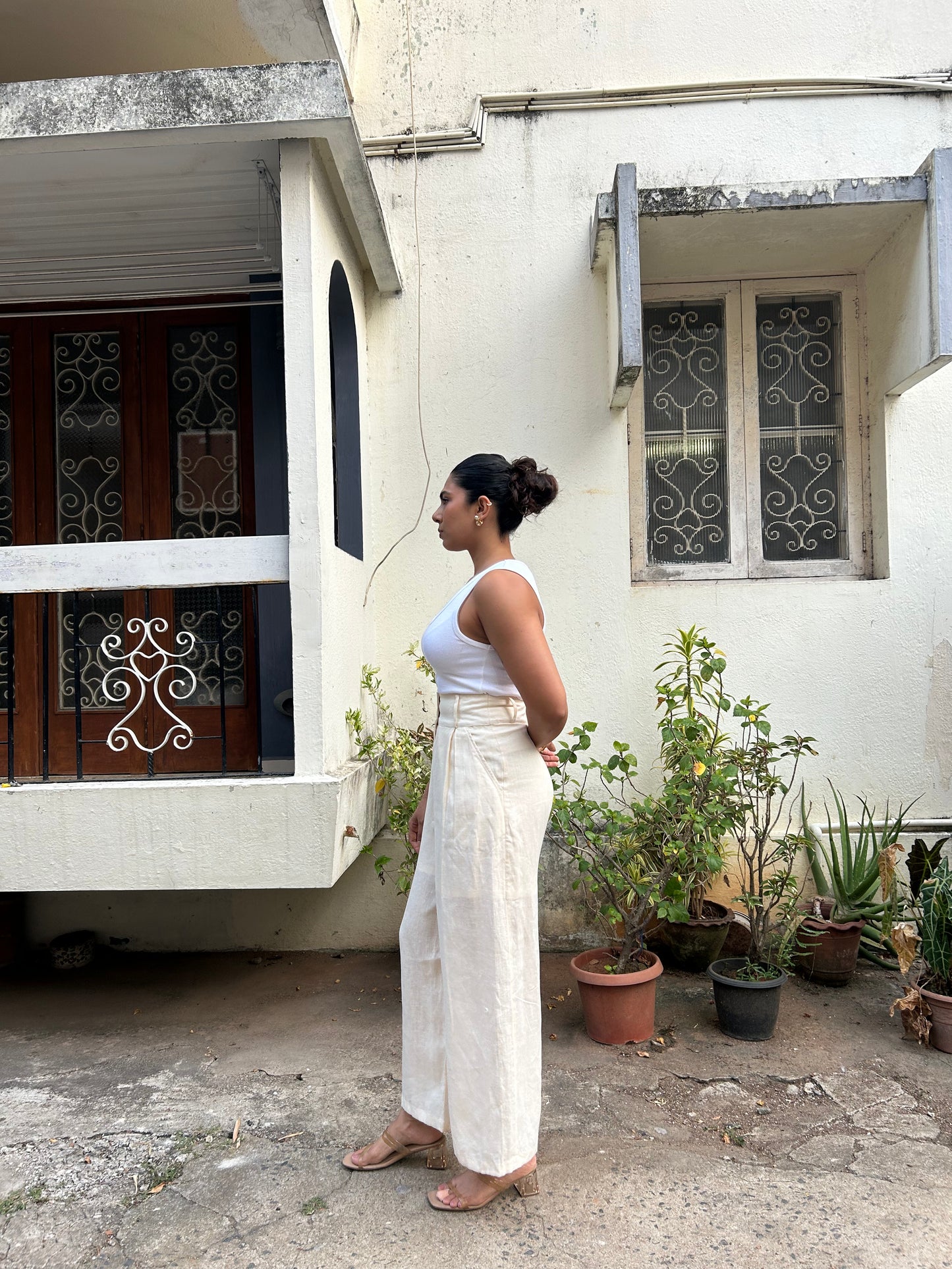 Isha - Retro Trousers in Pearl