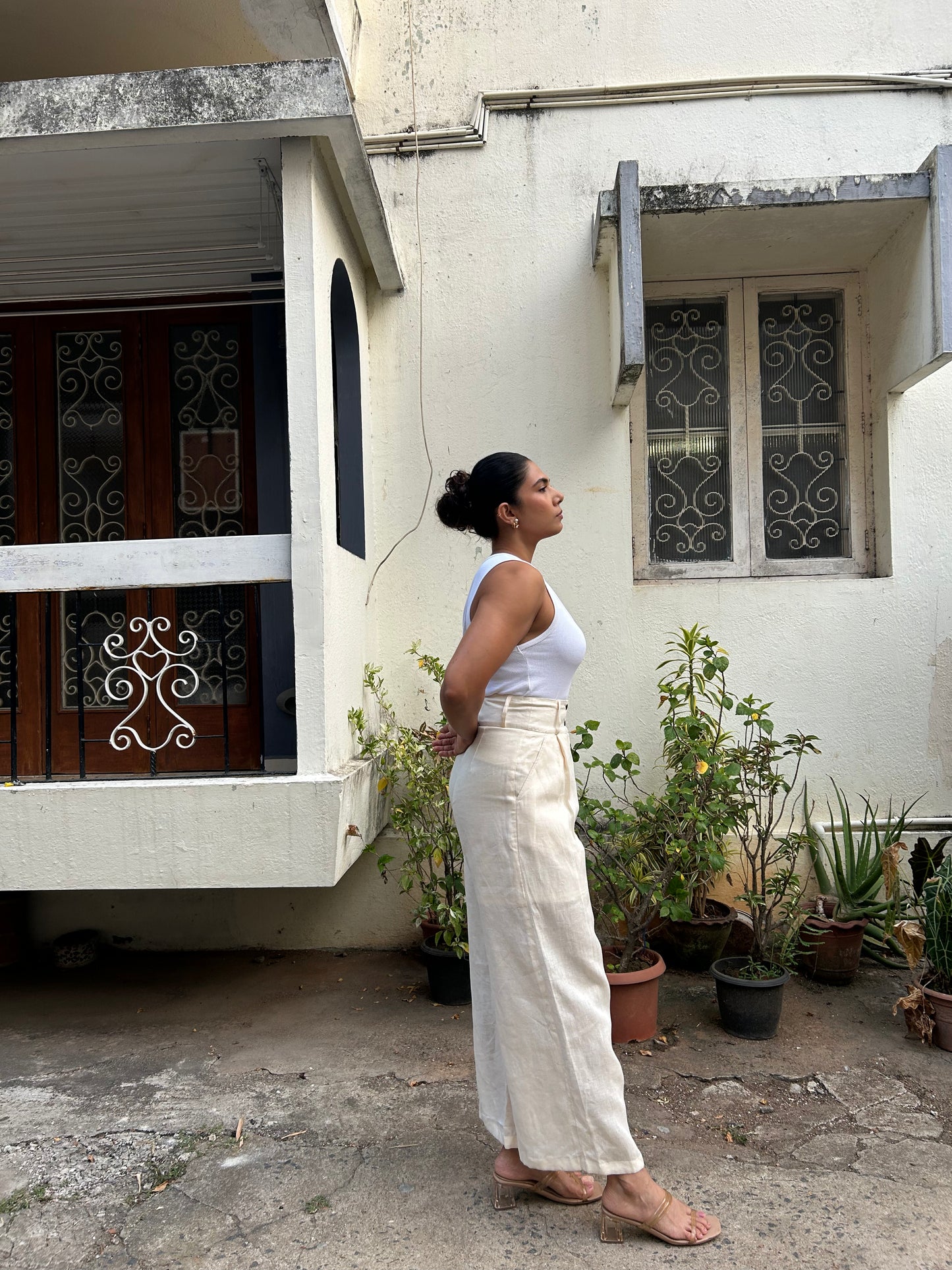 Isha - Retro Trousers in Pearl