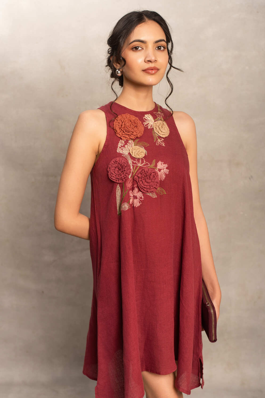 Shriya- Midi Dress in Merlot Red