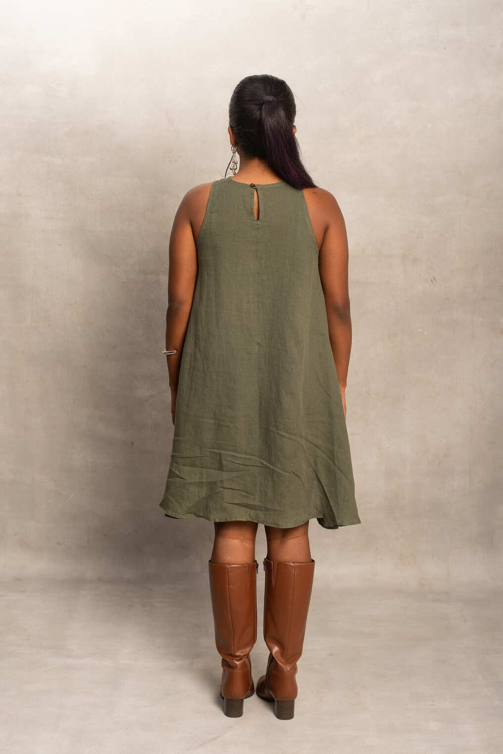 Shriya- Midi Dress in Ivy Green