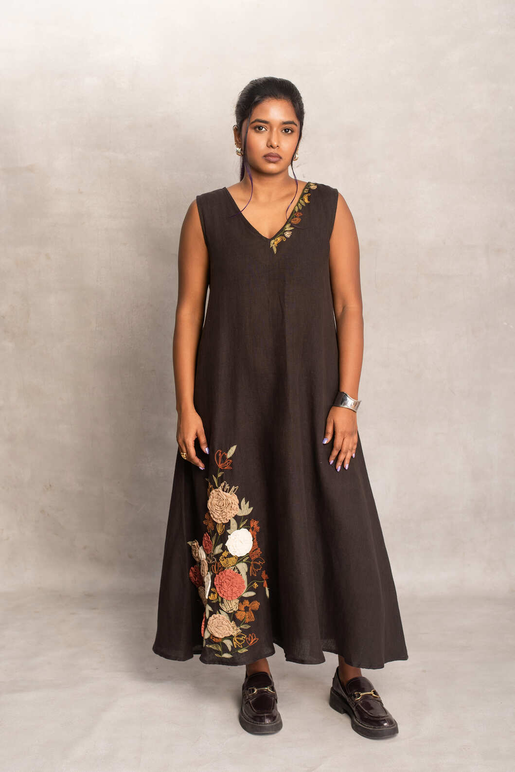 Trisha- Shift Dress in Soot