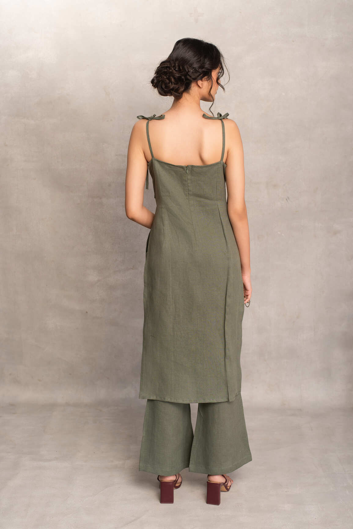 Myra- High Slit Kurta in Ivy Green