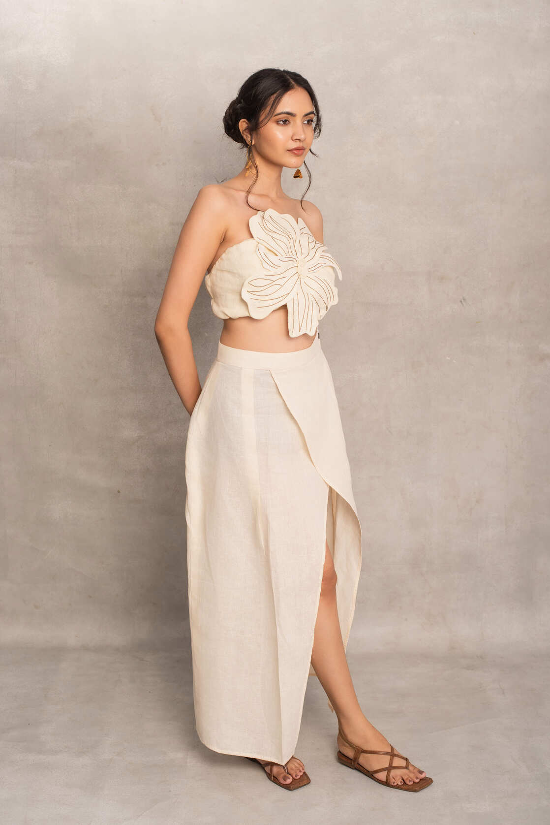 Inaaya- Flower top in Pearl