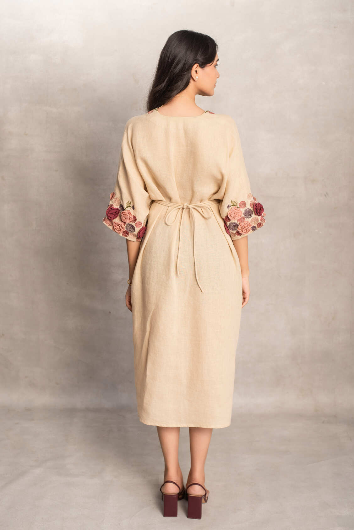Amara- Tie-up Kaftan in Latte
