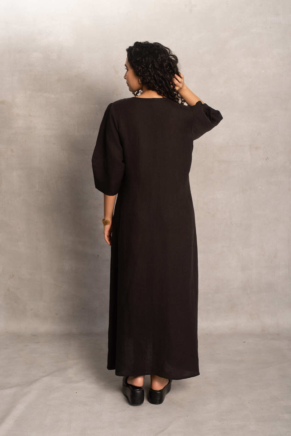 Mrunal- Maxi dress in Soot