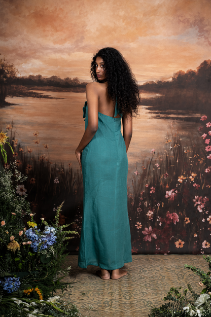 Inaaya in Juniper