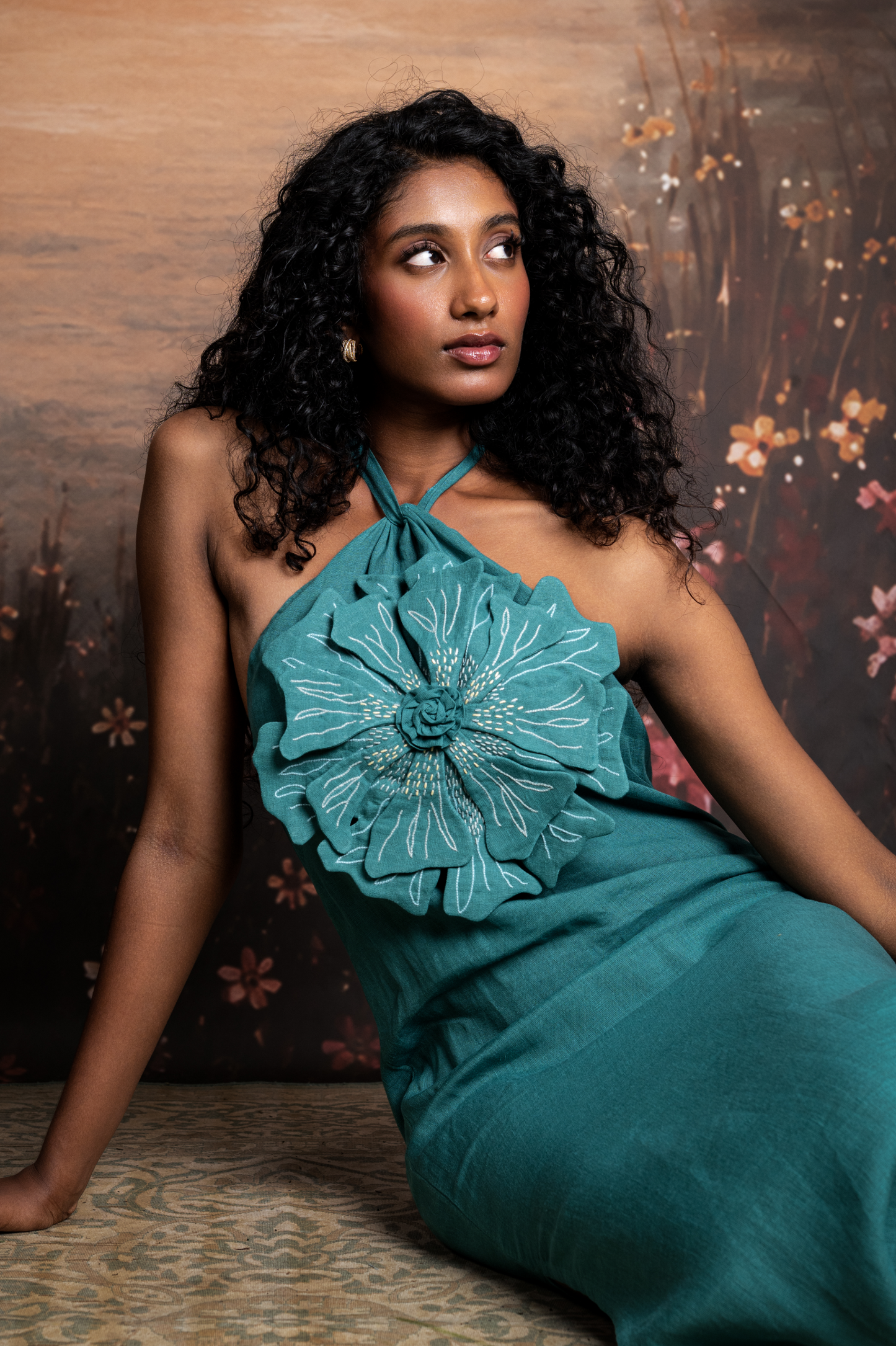 Inaaya in Juniper