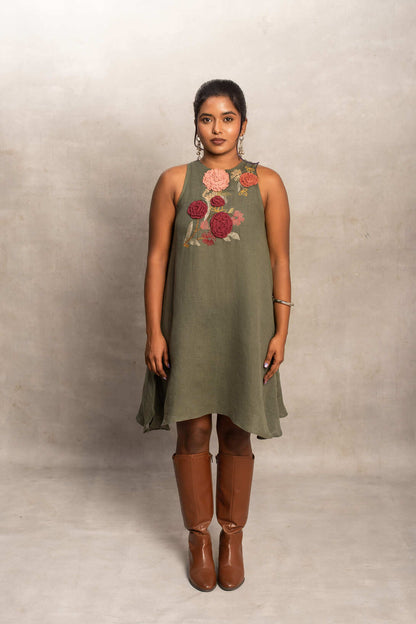 Shriya- Midi Dress in Ivy Green