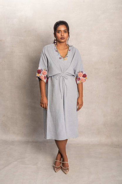 Amara- Tie-up Kaftan in Rain