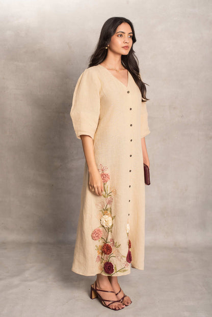 Mrunal- Maxi dress in Pearl